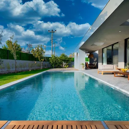 Laser Villa *